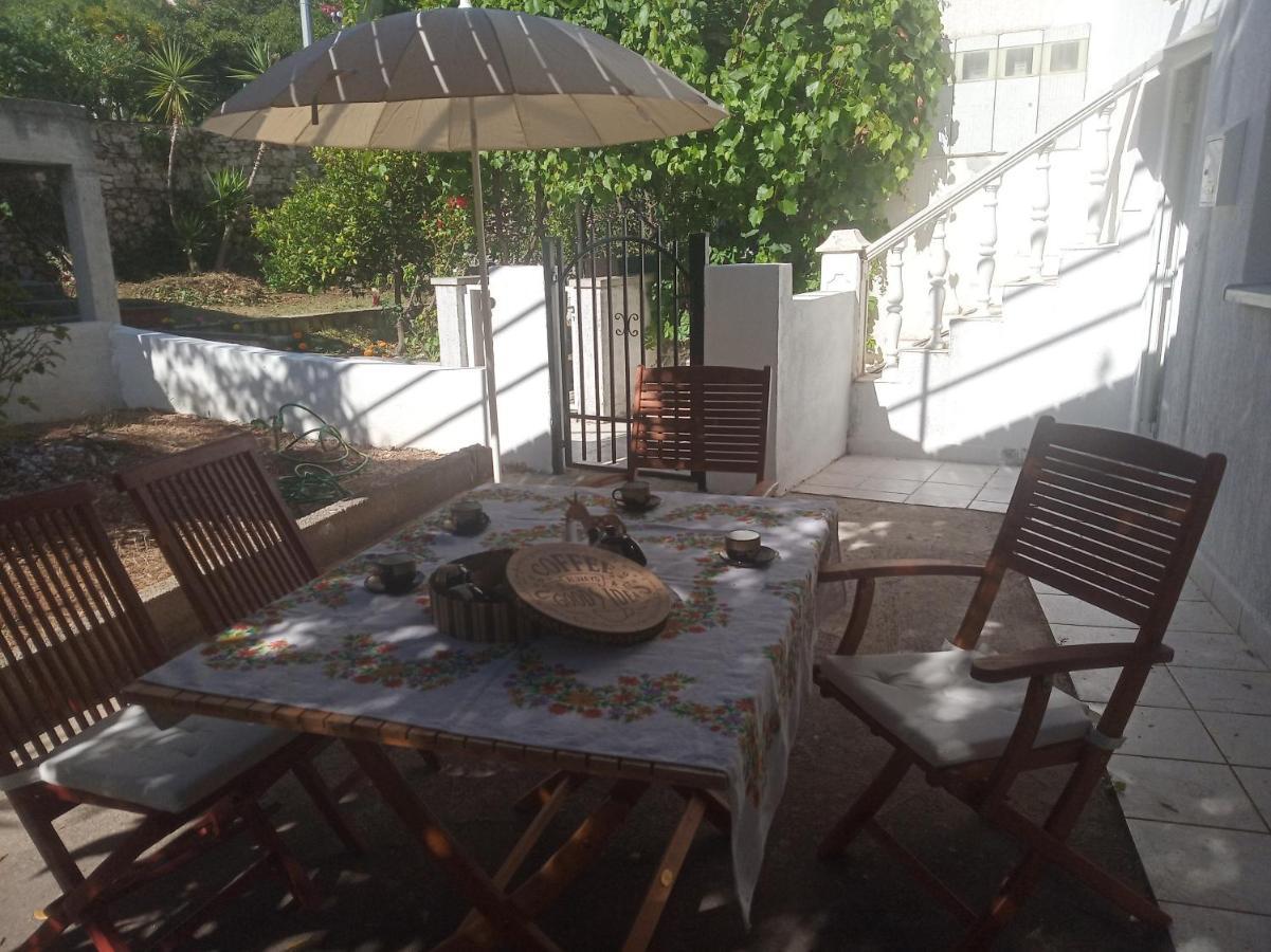 Roses Apartment Brac Sutivan ภายนอก รูปภาพ